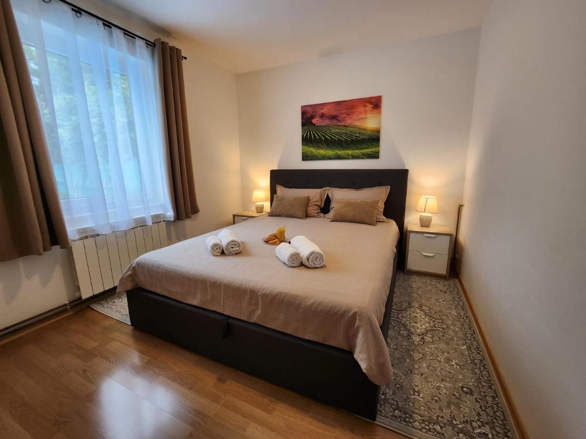 Apartments Pranjic With Pool Nova Vas  ภายนอก รูปภาพ